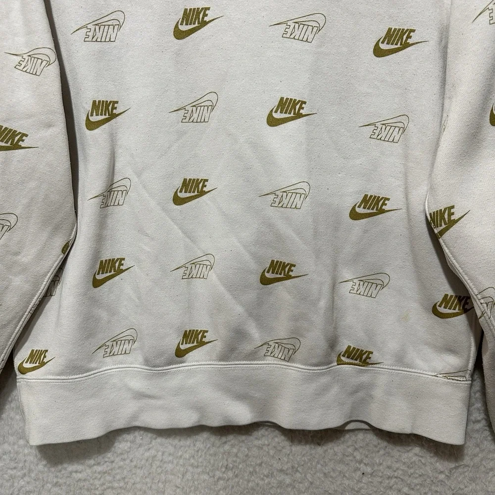 Nike pullover sweatshirt